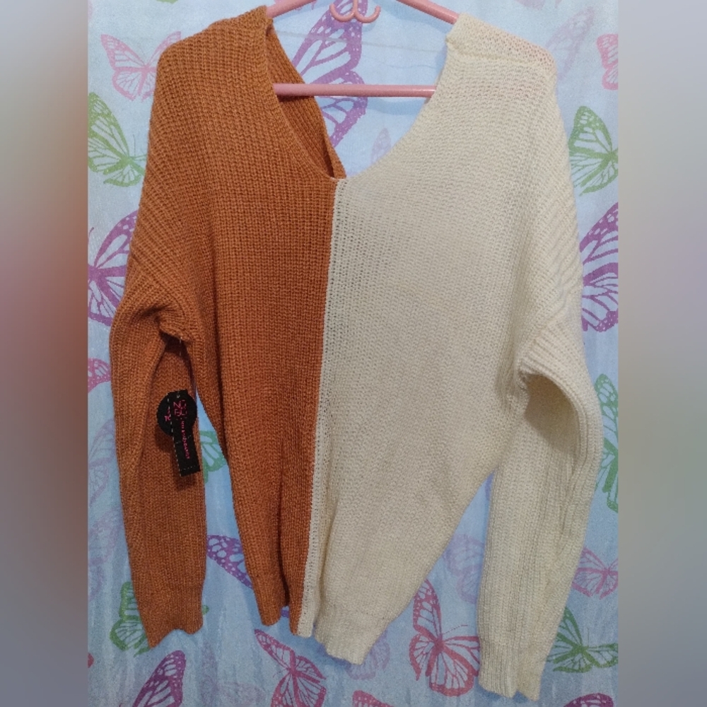 Cute sweater 💃 - Picture 1 of 6